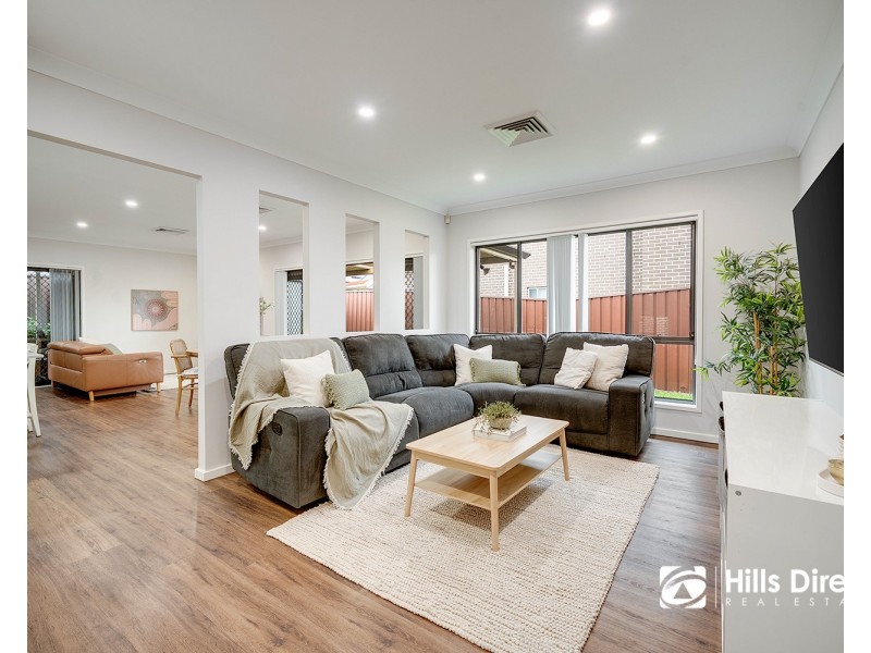 5 Edmund Blackett Close, St Clair NSW 2759