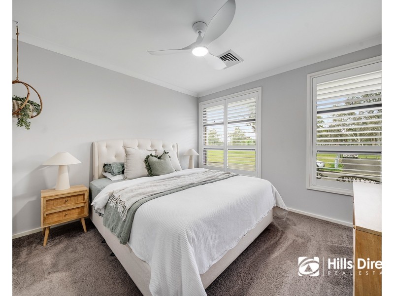 5 Edmund Blackett Close, St Clair NSW 2759