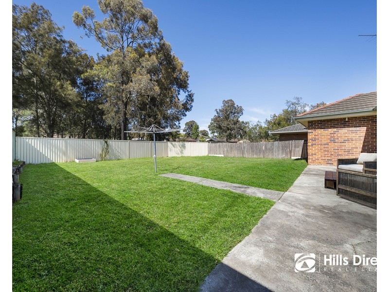 27 Aylward Avenue, Quakers Hill NSW 2763