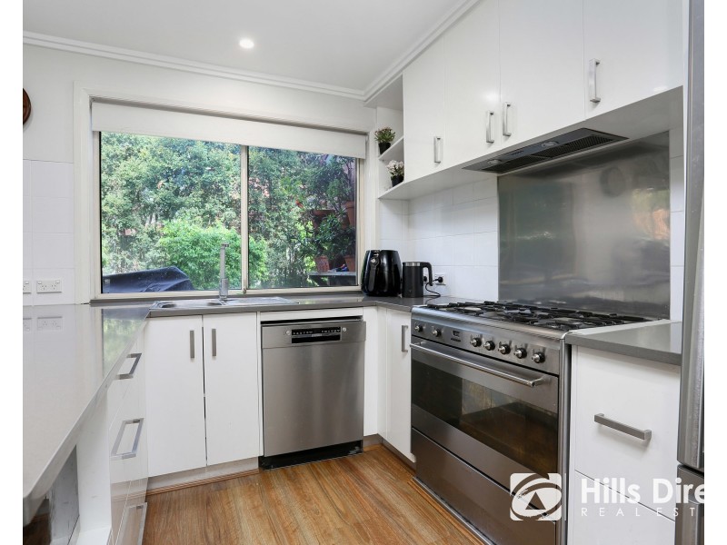 4/8 Hillcrest Road, Quakers Hill NSW 2763