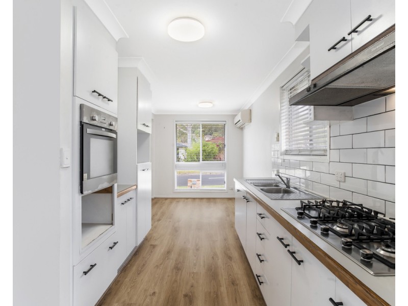 30 Blackbutt Way, Barrack Heights NSW 2528