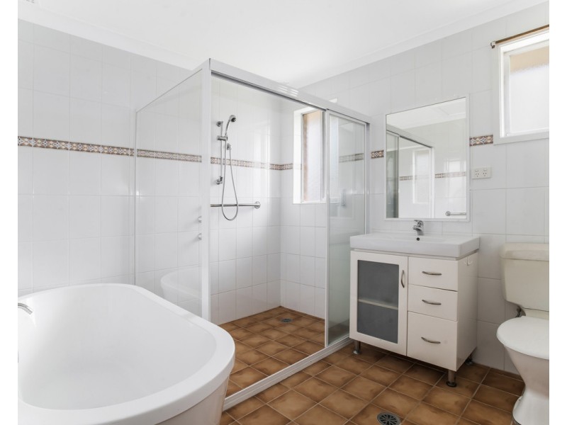 30 Blackbutt Way, Barrack Heights NSW 2528
