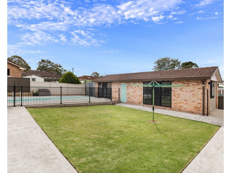 30 Blackbutt Way, Barrack Heights NSW 2528