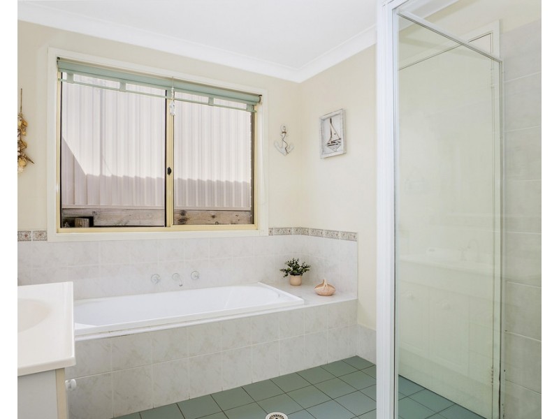 18 Sawtell Street, Albion Park NSW 2527