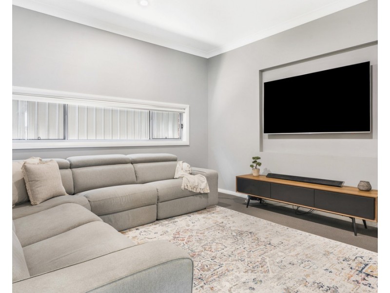 27 Mountain Ash Street, Calderwood NSW 2527