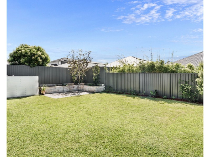 27 Mountain Ash Street, Calderwood NSW 2527