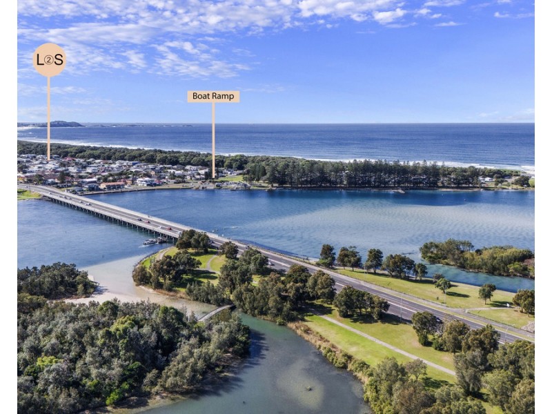 6 Boronia Avenue, Windang NSW 2528