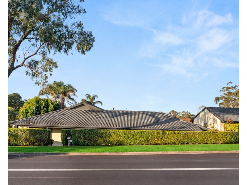 9 Hillside Drive, Albion Park NSW 2527