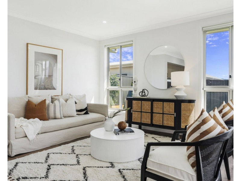 42 Excelsior Drive, Calderwood NSW 2527
