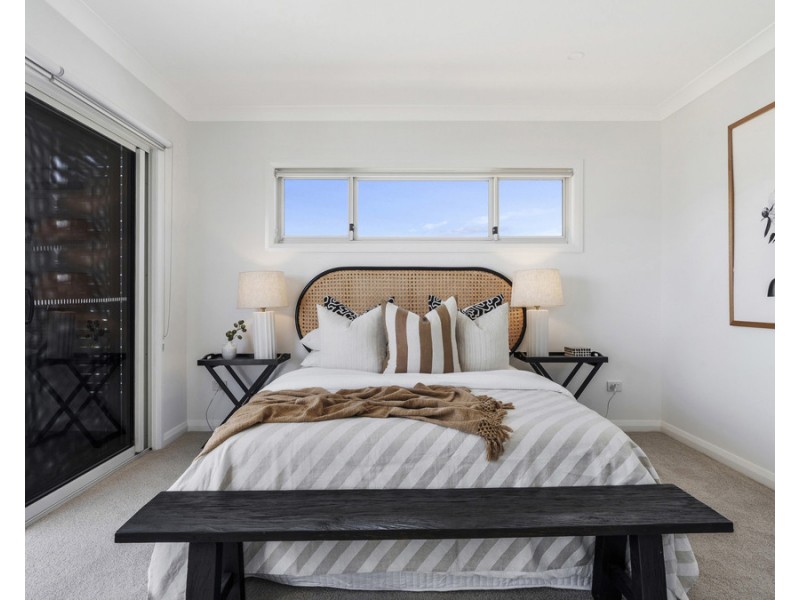 42 Excelsior Drive, Calderwood NSW 2527