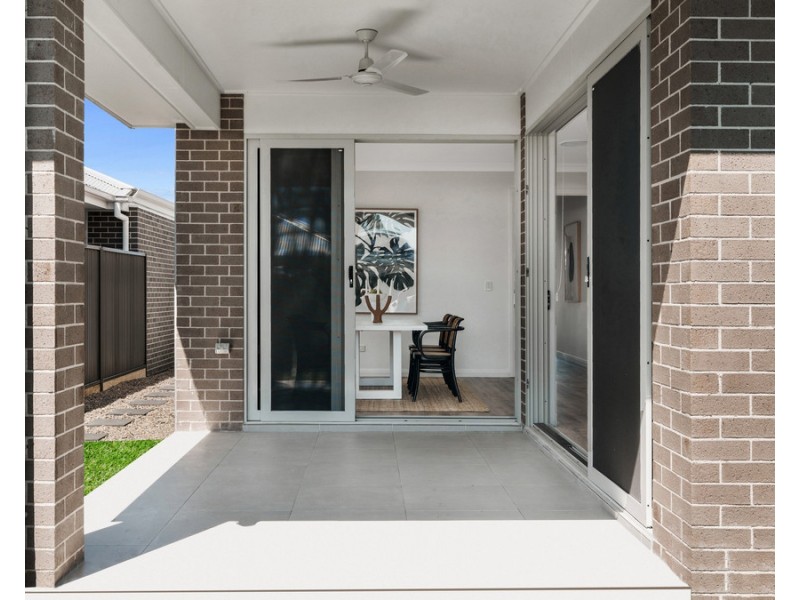 42 Excelsior Drive, Calderwood NSW 2527