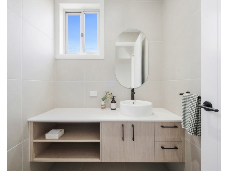 42 Excelsior Drive, Calderwood NSW 2527