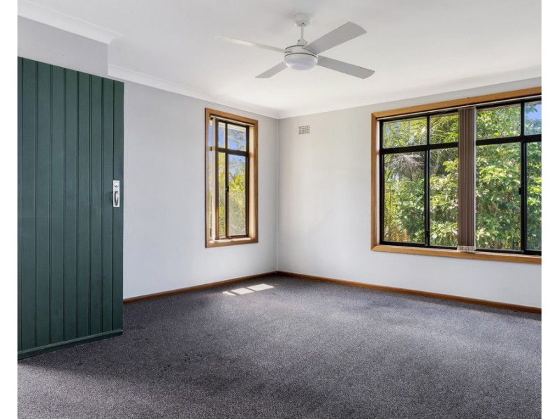 11 McCool Street, Warilla NSW 2528