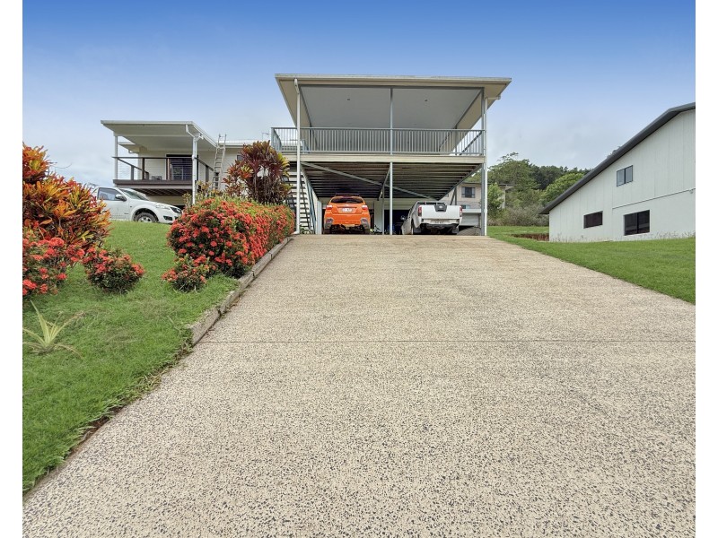 31 Jackey Jackey St, South Mission Beach QLD 4852