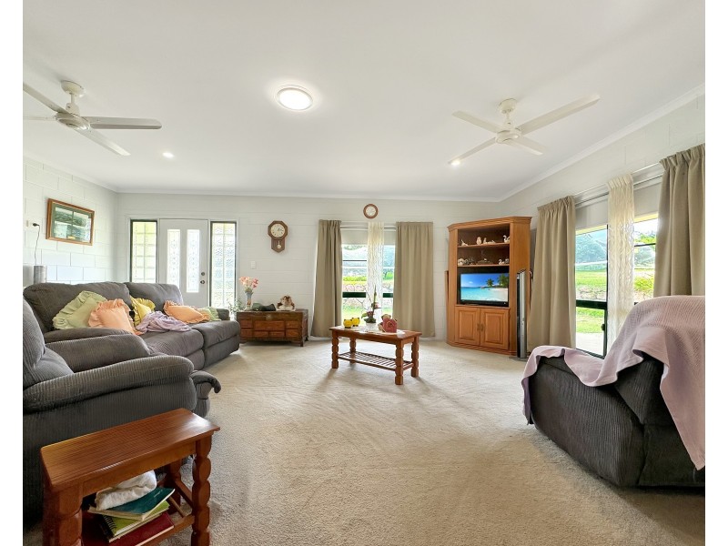 281 Dingo Pocket Rd, Dingo Pocket QLD 4854
