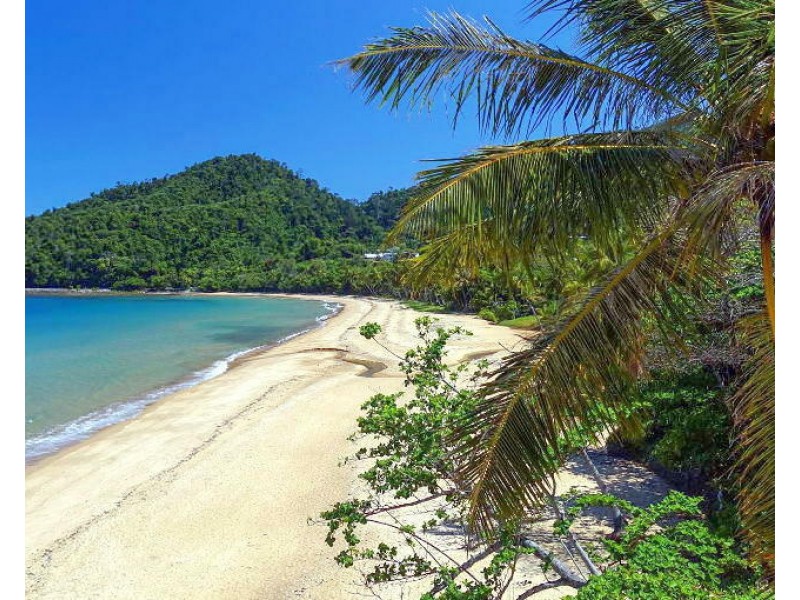 5 Mor Gan O St, Bingil Bay QLD 4852