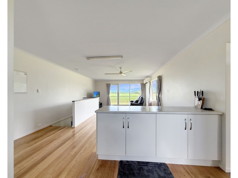 124 Henry Rd, Euramo QLD 4854