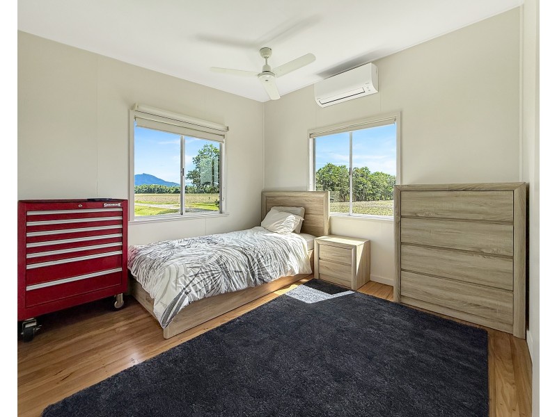 124 Henry Rd, Euramo QLD 4854