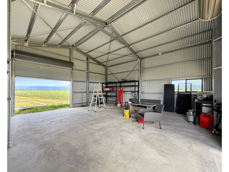 124 Henry Rd, Euramo QLD 4854