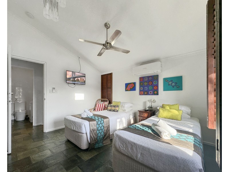 Unit 8/64-68 Reid Rd, Wongaling Beach QLD 4852