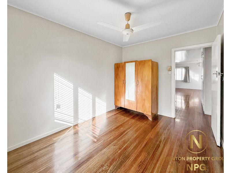 14 King St, Tully QLD 4854
