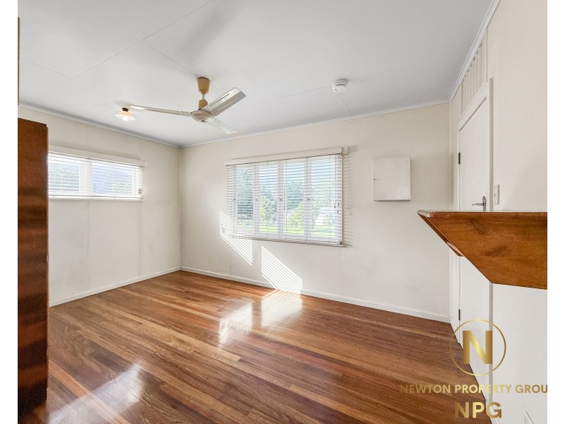 14 King St, Tully QLD 4854