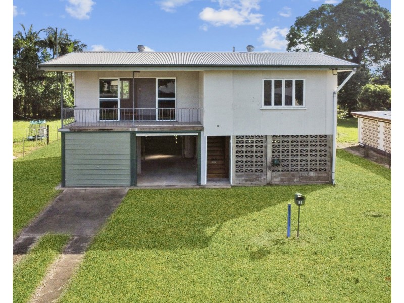 14 King St, Tully QLD 4854