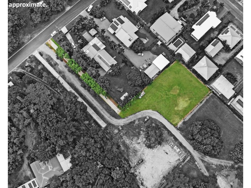 84 Conch St, Mission Beach QLD 4852