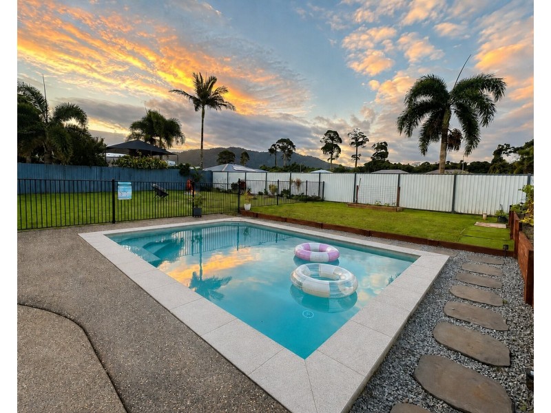 6 Island Close, Mission Beach QLD 4852