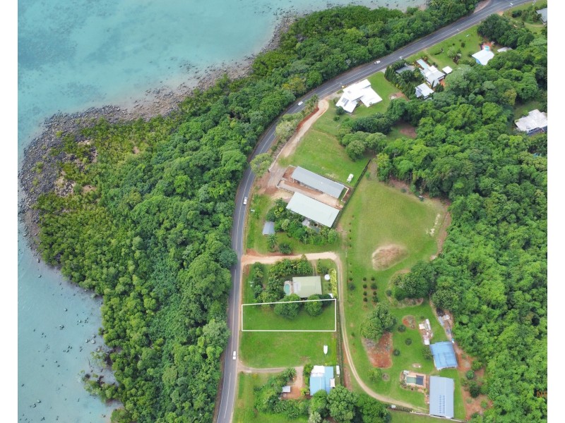 32 Alexander Dr, Mission Beach QLD 4852