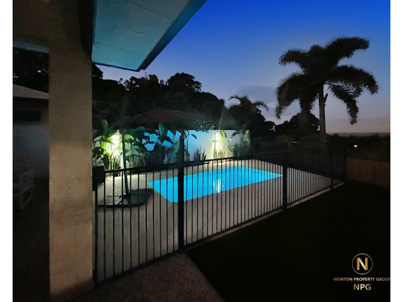 10 Rise Cres, Mission Beach QLD 4852