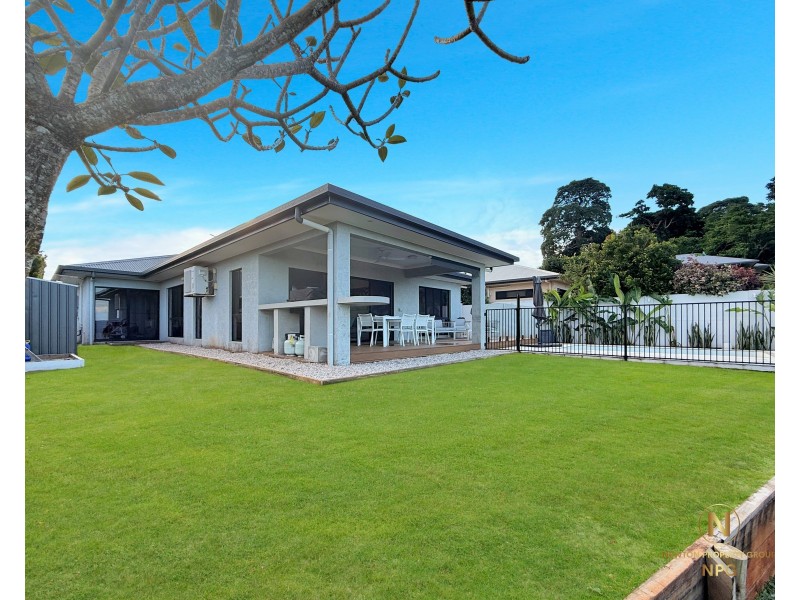 10 Rise Cres, Mission Beach QLD 4852