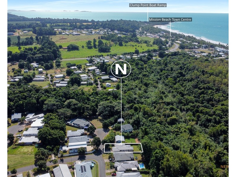 2 Iluka Cl, Mission Beach QLD 4852