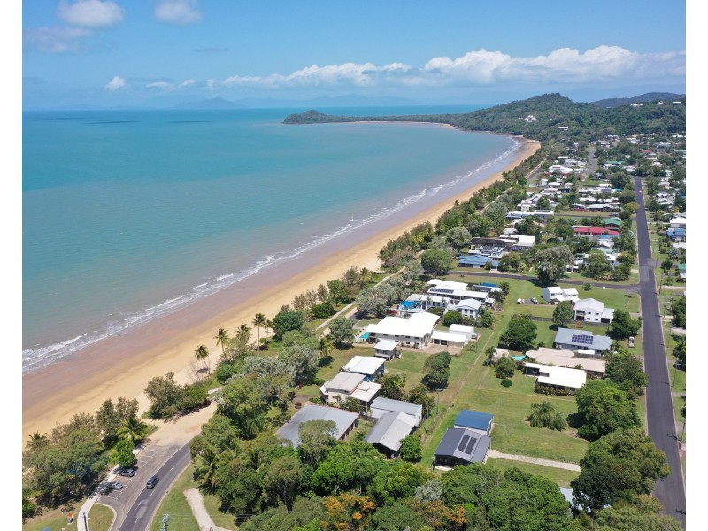 64 Seafarer St, South Mission Beach QLD 4852