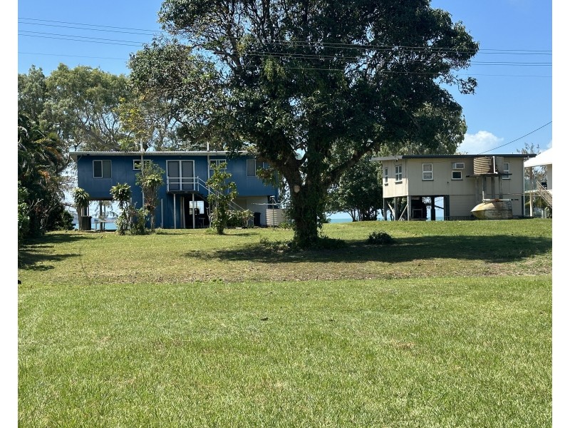 64 Seafarer St, South Mission Beach QLD 4852