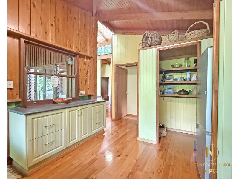 78 Cutten St, Bingil Bay QLD 4852