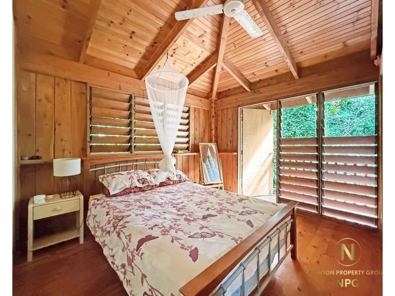 78 Cutten St, Bingil Bay QLD 4852