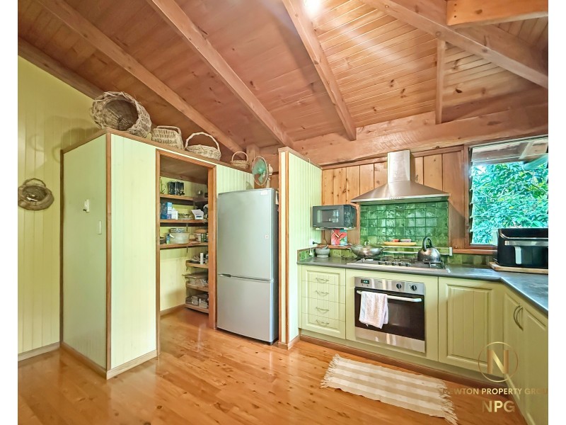 78 Cutten St, Bingil Bay QLD 4852