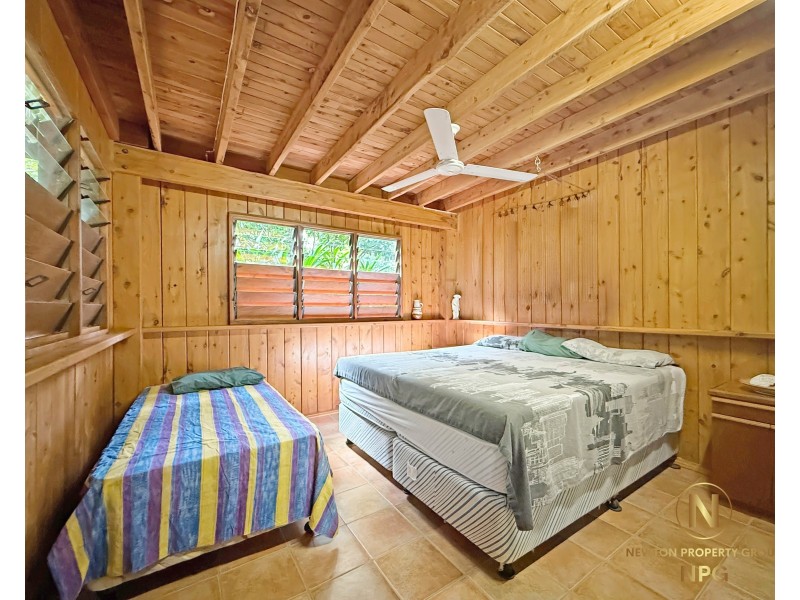 78 Cutten St, Bingil Bay QLD 4852