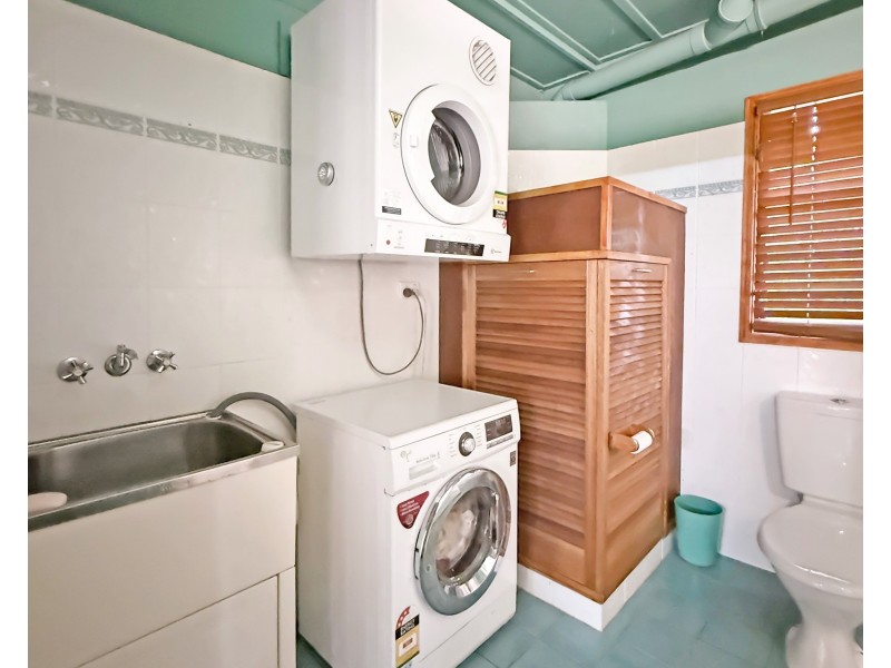 78 Cutten St, Bingil Bay QLD 4852