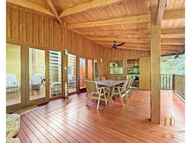 78 Cutten St, Bingil Bay QLD 4852