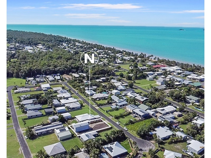 18 Heliconia Ct, South Mission Beach QLD 4852