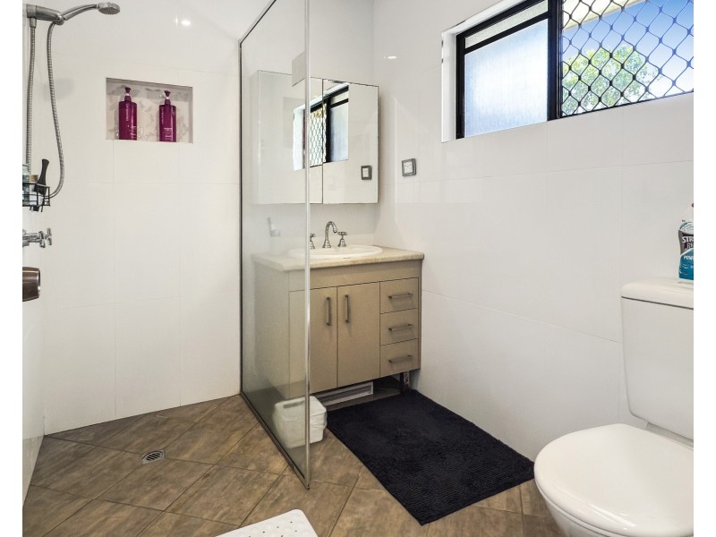 2/20 Buccaneer Street, South Mission Beach QLD 4852