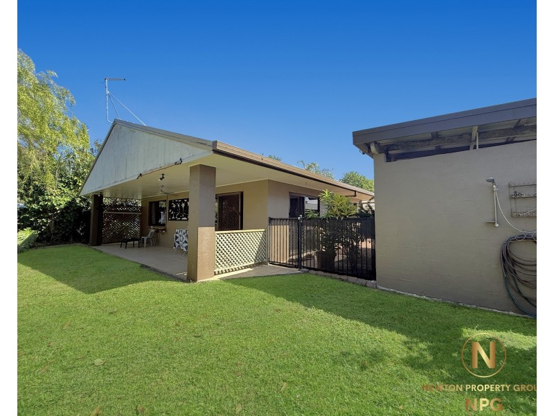 2/20 Buccaneer Street, South Mission Beach QLD 4852