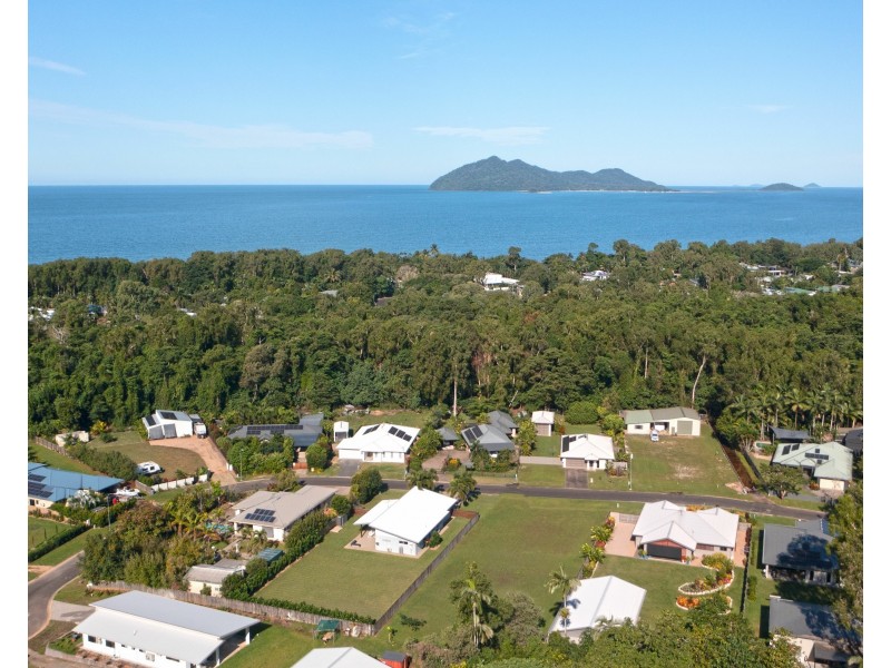 31 Sanctuary Cres, Wongaling Beach QLD 4852