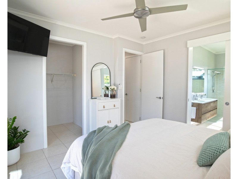 31 Sanctuary Cres, Wongaling Beach QLD 4852