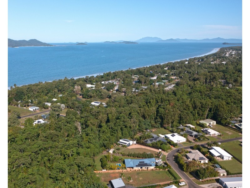 31 Sanctuary Cres, Wongaling Beach QLD 4852
