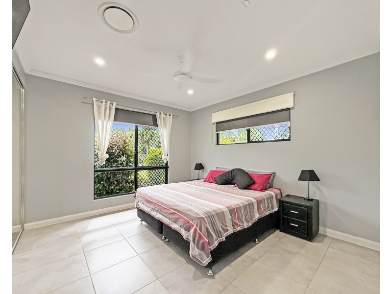 34 Conch St, Mission Beach QLD 4852