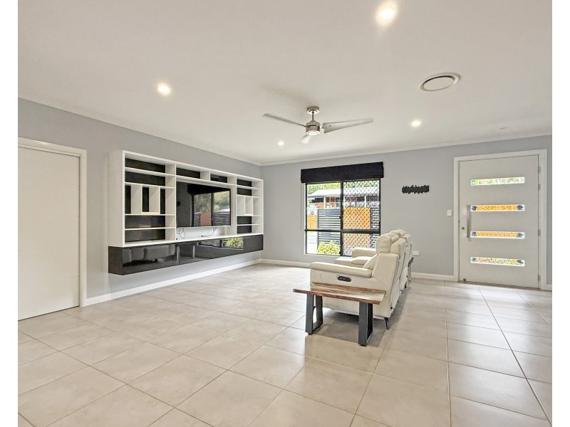 34 Conch St, Mission Beach QLD 4852