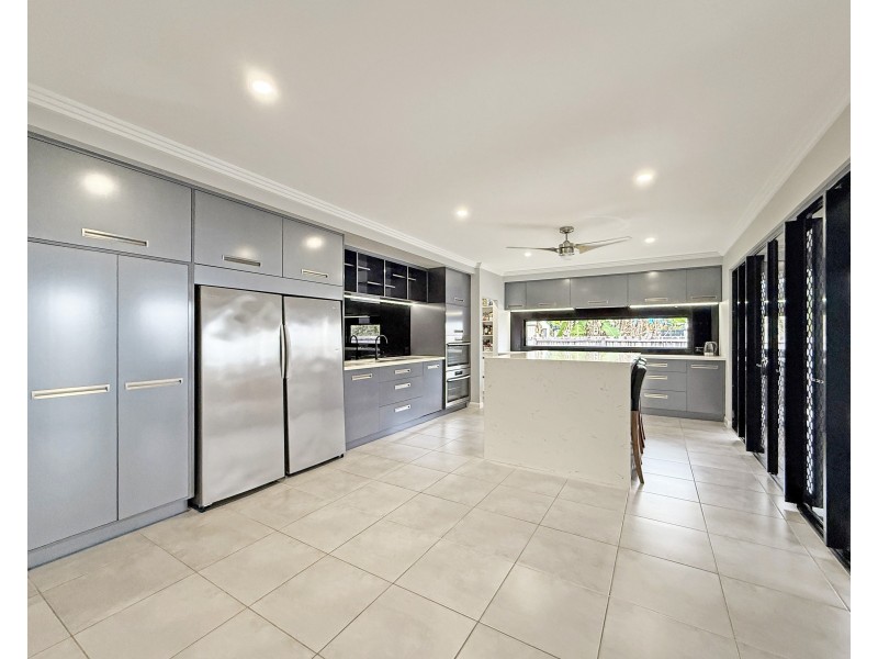 34 Conch St, Mission Beach QLD 4852